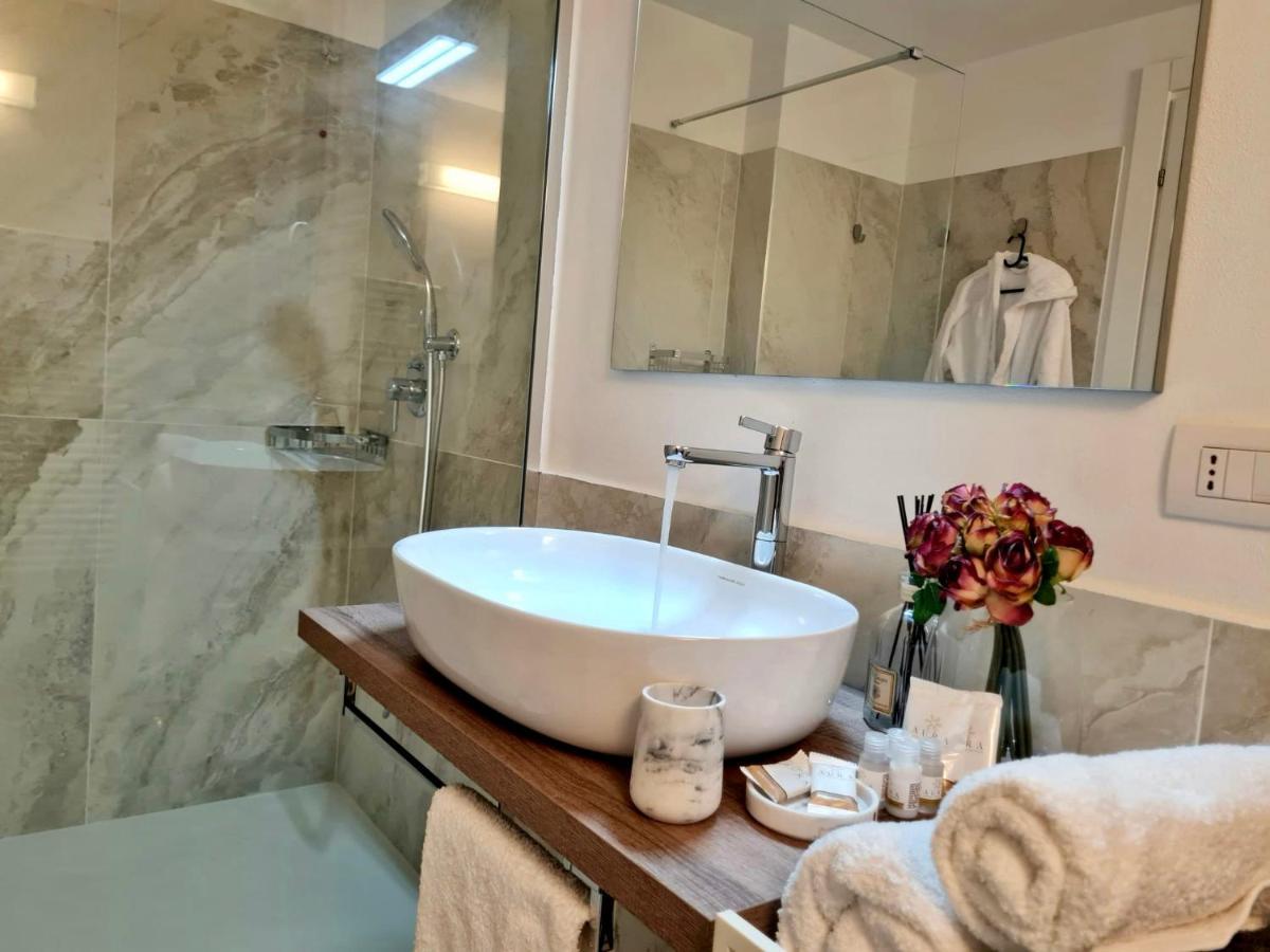 Alma Garda Home Sirmione Eksteriør billede
