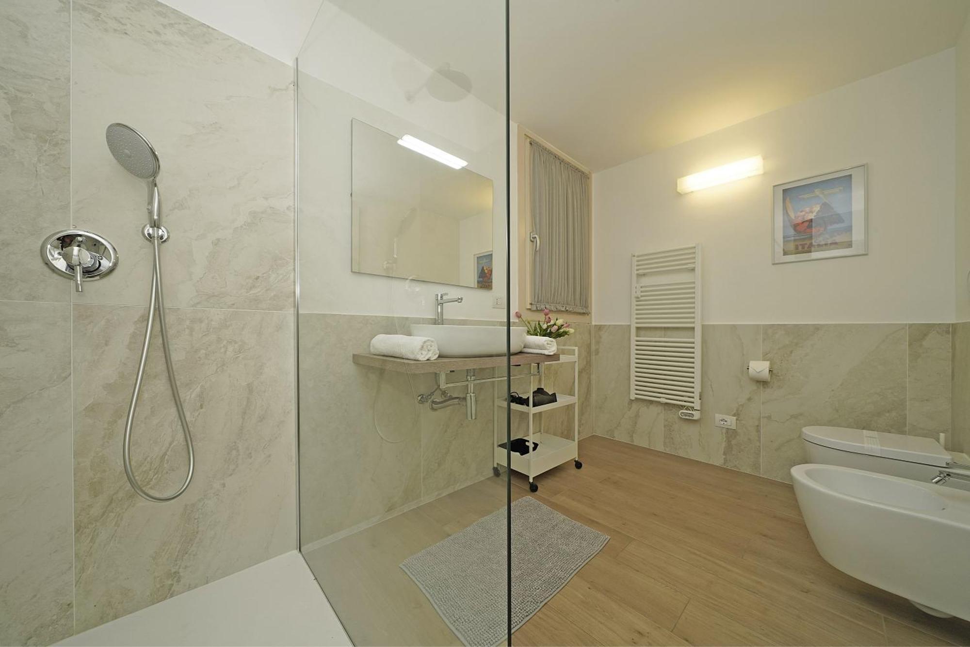 Alma Garda Home Sirmione Eksteriør billede